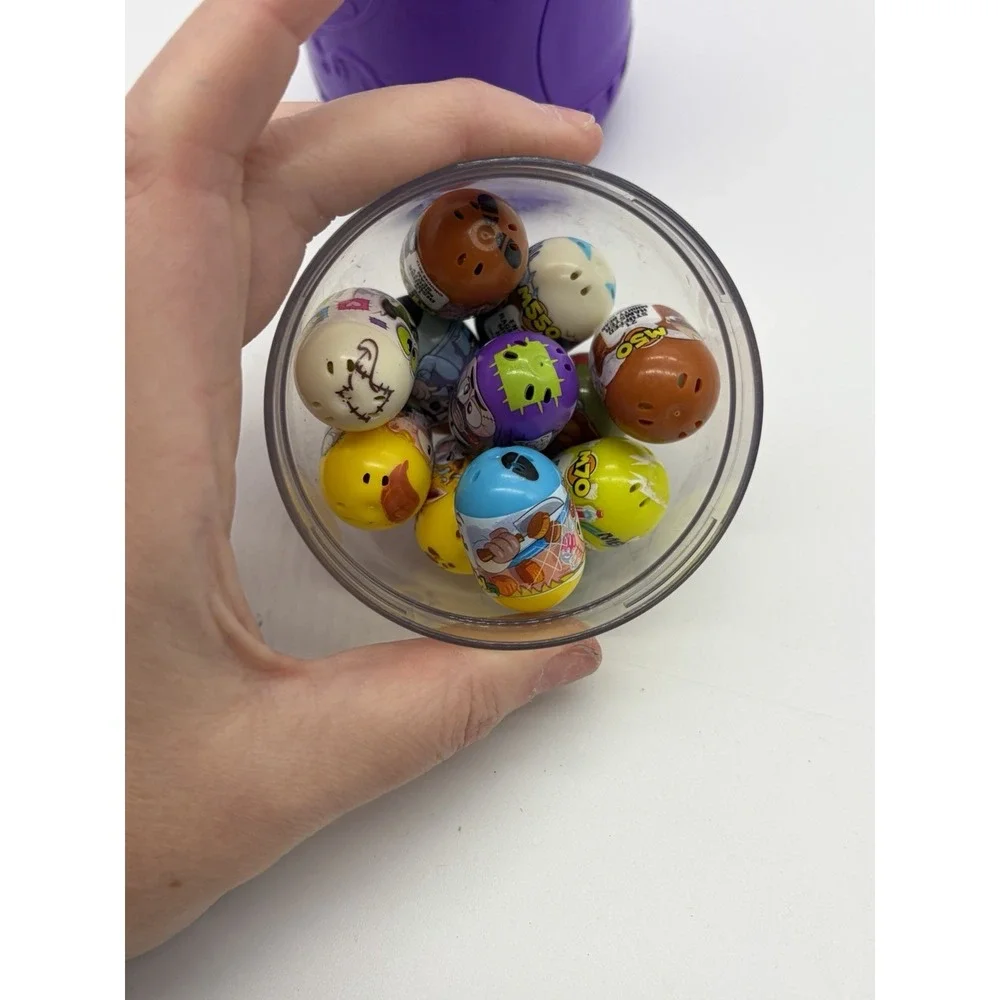 Mighty Beanz Lot of 10 Beanz and Purple Capsule Pod Beanz collection